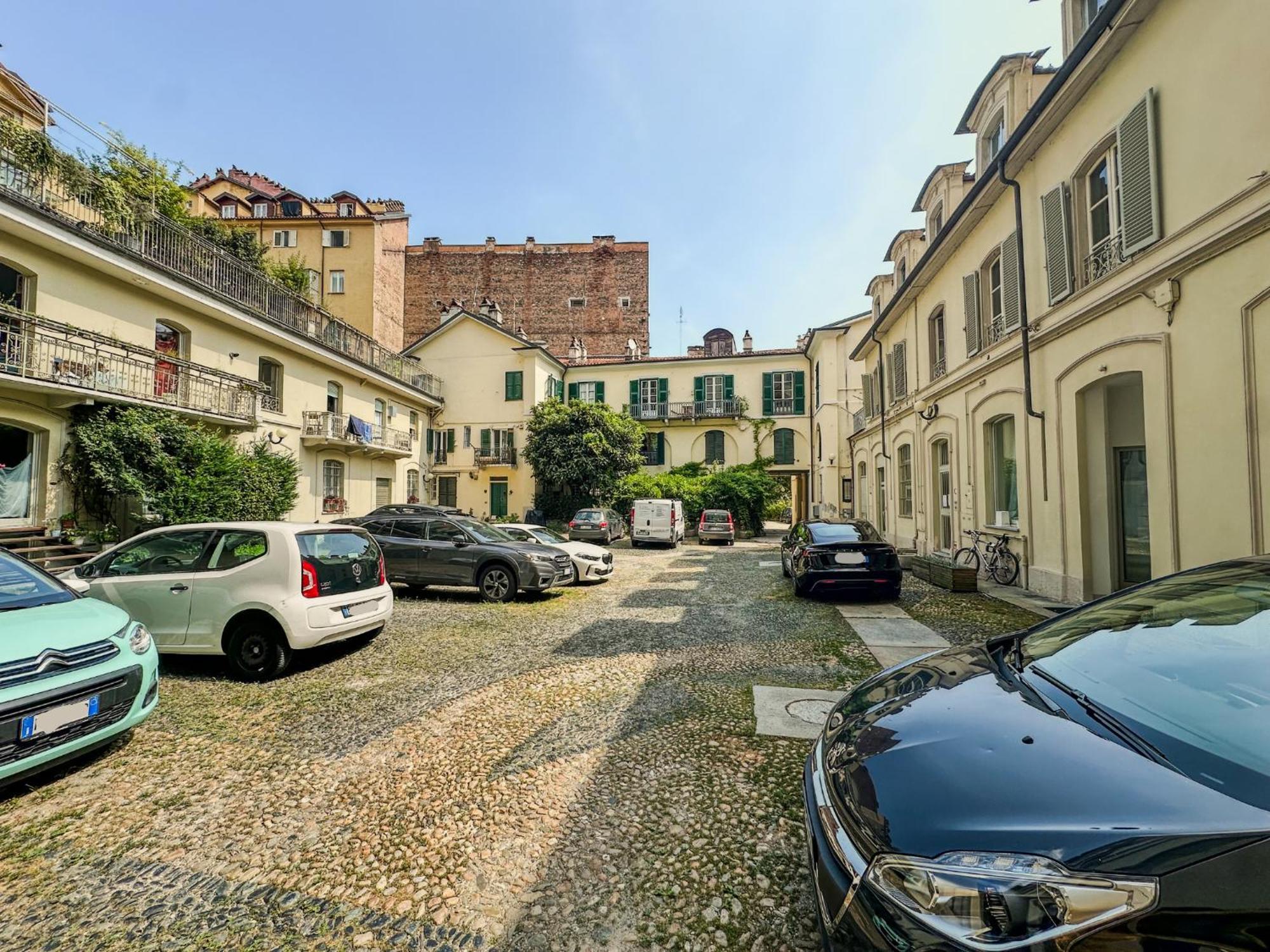 Alloggio Tranquillo Sul Po' - Piazza Vittorio Turin Ngoại thất bức ảnh